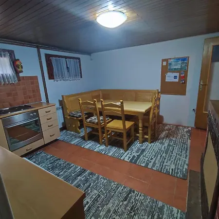 Vikend Kuca Snjesko Jahorina